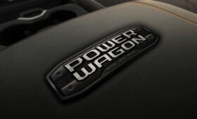 Большой пикап Ram 2500 Heavy Duty обзавёлся лунной спецверсией