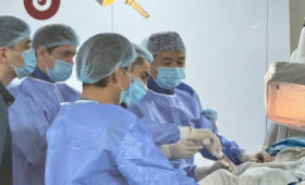 В медицинской клинике ОшГУ впервые проведена операция TAVI» />