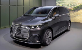 Роскошный минивэн Mercedes-Maybach VLS готовится к премьере