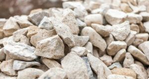 В Кыргызстане на полгода запретили экспорт известняка-ракушечника