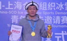 Турнир в Таиланде: Элдияр Тенисбеков стартовал с досрочной победы в первом раунде. Результаты