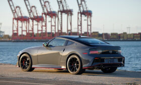 Обновлённый Nissan Z: ретро-передок в «базе», версия Nismo с МКП и тормозами от GT-R