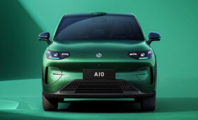 Очень дешёвый, но не бедный кроссовер Leapmotor A10 выходит на рынок