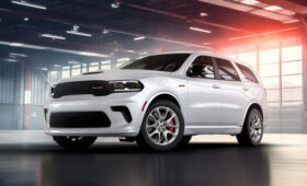 Stellantis вернул в строй Dodge Durango R/T с более мощным мотором V8 Hemi