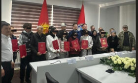 В Жайылском районе 9 сирот получили земельные участки