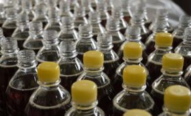 В КР ужесточили правила оборота сладких безалкогольных напитков