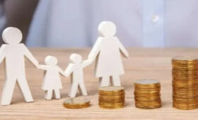 Кыргызстанцам придется выбирать между «Бала ырысы» и другими пособиями