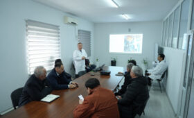 Новый министр сельского хозяйства проинспектировал работу профильного НИИ