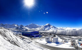 Выручка «Кумтор Голд Компани» в 2025 году превысила 1,4 миллиарда долларов