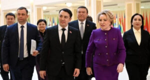 Маматалиев восстанавливает диалог с Россией на фоне прежней политики Шакиев