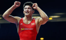 Асан Жанышов вышел в полуфинал чемпионата Азии в Бишкеке