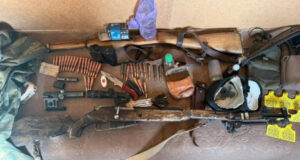 У жителя Ат-Башинского района милиционеры нашли снайперскую винтовку, приборы ночного видения и боеприпасы