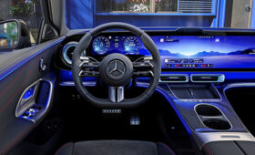 Новый Mercedes-Benz C-Class: раскрыты дата премьеры и дизайн интерьера