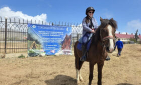 В Чолпон-Ате прошел первый чемпионат Кыргызстана по конному туризму
