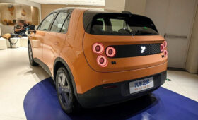 Успешный в Китае и забуксовавший в Европе хэтчбек Firefly обновлён через год после дебюта