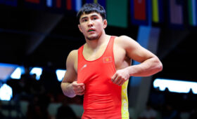 Раззак Бейшекеев вышел в полуфинал чемпионата Азии в Бишкеке. Результаты