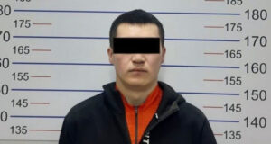 Моменты краж мобильников в Бишкеке попали на видео