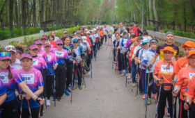 В Бишкеке прошел чемпионат города по северной ходьбе