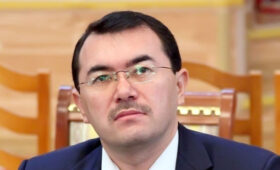 Кылычбек Султан освобожден от должности посла Кыргызстана в Пакистане