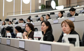 Кыргызстан стал лидером по росту числа женщин в парламенте