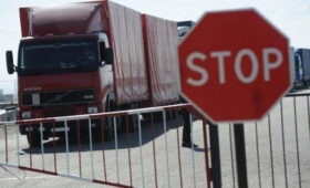 На границе Кыргызстана и Узбекистана ускорили досмотр грузовиков