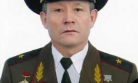 Кыргызстан простился с генерал-майором Бекбоевым Мэлсом Сагыналиевичем