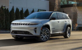 Stellantis отправил кроссовер Jeep Wagoneer S на доработку