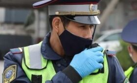 В Бишкеке сотрудники УПСМ оказали помощь потерявшей сознание девушке