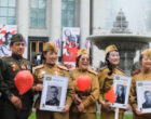 В Пекине почтили память героев ВОВ шествием «Бессмертного полка»