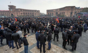 В Армении прижали антизападную оппозицию