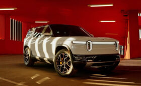 Rivian наращивает производственные мощности на фоне слабого спроса и огромных долгов