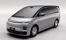 Минивэн Leapmotor D99 выходит на рынок: полный привод уже в базе и лавочка для рыбалки