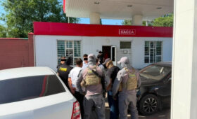 ГКНБ задержал вице-мэра Кара-Балты и директора дорожного госпредприятия