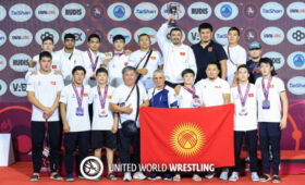 Сборная Кыргызстана по греко-римской борьбе заняла 2 место на чемпионате Азии (U-17)