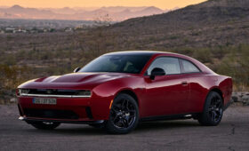 Новый Dodge Charger добрался до Европы, цена известна
