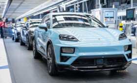 Porsche затягивает пояса: новые сокращения сотрудников и урезание амбиций