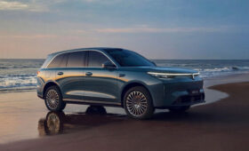 У обещанного России роскошного кроссовера Wey V9X появился младший брат – Wey V8X