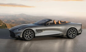 Aston Martin Vanquish отмечает юбилей в четверть века спецверсией