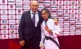 Айбике Уланбек кызы выиграла золото Гран-при по парадзюдо
