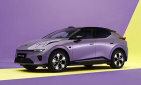 Кроссовер Lynk & Co Z20 сменил имя, преобразился снаружи и внутри и стал безопаснее