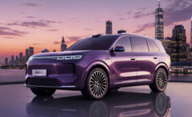 Roewe Jiayue 07: дизайн от бывшего стилиста BMW и VW, богатое оснащение, недорого