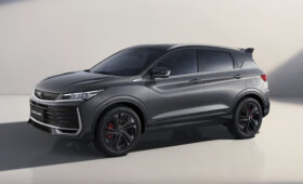 У свежего Geely Coolray появилась более доступная версия на российском рынке