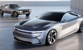 Новый Jensen Interceptor представлен в трековой версии GTX, дорожное купе тоже будет