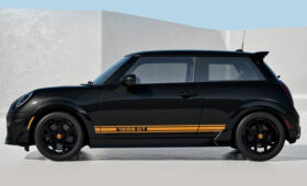 У трёхдверного хэтчбека Mini Cooper появилась спецверсия 1998 GT