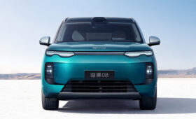Флагманский кроссовер BYD Sealion 08: богатое оснащение и несколько вариантов начинки