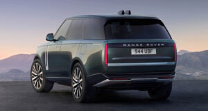 Range Rover Electric полностью рассекречен: средние характеристики за бешеные деньги