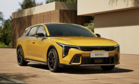Хэтчбек и универсал Kia K4 с новой начинкой скоро стартуют в Европе
