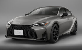 Седан Lexus IS обзавёлся новой спецверсией на домашнем рынке