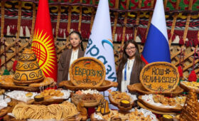 Более 1000 человек посетили юрту «Евразии» за первые два дня VI ВИК