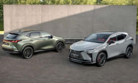 Обновлённый Lexus NX: упрощённый салон с парфюмом и настроенное на Нюрбургринге шасси